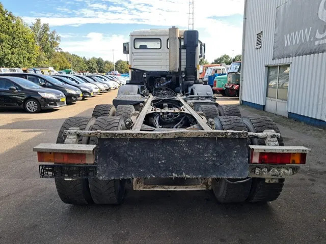 Camião chassi MAN 35-364 / FE 360 A , 8x4 , Spring Suspension , ZF Manual , Airco: foto 6 Camião chassi MAN 35-364 / FE 360 A , 8x4 , Spring Suspension , ZF Manual , Airco: foto 6