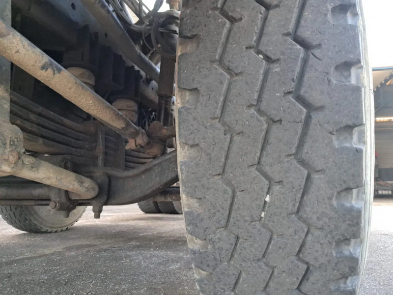 Camião chassi MAN 35-364 / FE 360 A , 8x4 , Spring Suspension , ZF Manual , Airco: foto 19 Camião chassi MAN 35-364 / FE 360 A , 8x4 , Spring Suspension , ZF Manual , Airco: foto 19