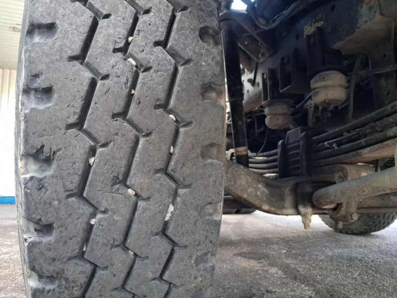 Camião chassi MAN 35-364 / FE 360 A , 8x4 , Spring Suspension , ZF Manual , Airco: foto 18 Camião chassi MAN 35-364 / FE 360 A , 8x4 , Spring Suspension , ZF Manual , Airco: foto 18