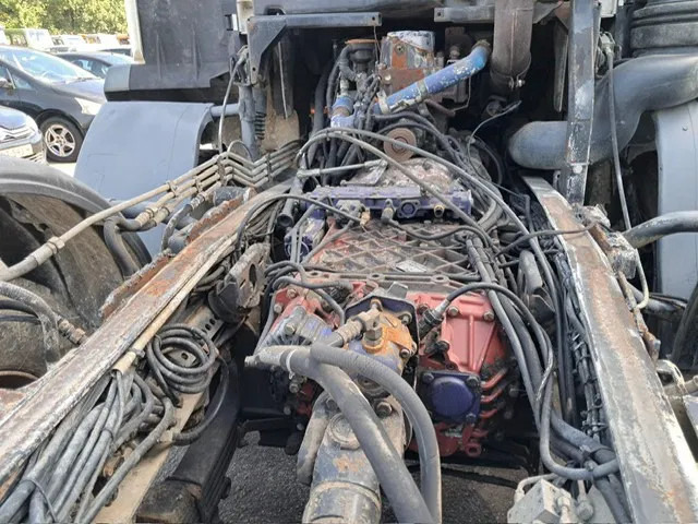 Camião chassi MAN 35-364 / FE 360 A , 8x4 , Spring Suspension , ZF Manual , Airco: foto 8 Camião chassi MAN 35-364 / FE 360 A , 8x4 , Spring Suspension , ZF Manual , Airco: foto 8