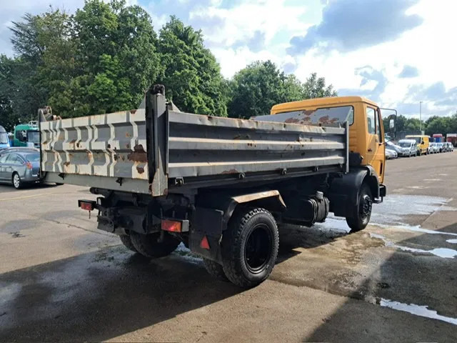 Mercedes-Benz 1213 , 3 Way Tipper , Spring suspension , Manual - Camião basculante: foto 3 Mercedes-Benz 1213 , 3 Way Tipper , Spring suspension , Manual - Camião basculante: foto 3