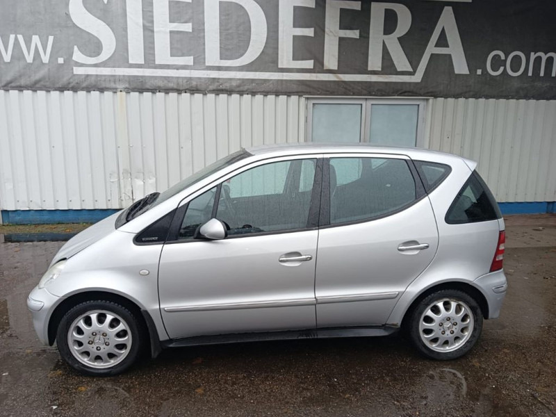 Mercedes-Benz A-Klasse A 160 Elegance , Airco - Hatchback: foto 2 Mercedes-Benz A-Klasse A 160 Elegance , Airco - Hatchback: foto 2