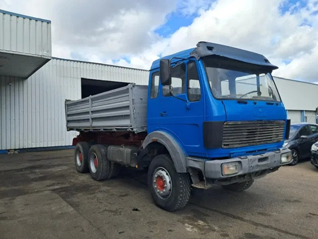 Mercedes-Benz SK 2635 , V8 , Bi Turbo , 6x4 , ZF Manual , 3 Way Tipper , Spring suspension - Camião basculante: foto 5 Mercedes-Benz SK 2635 , V8 , Bi Turbo , 6x4 , ZF Manual , 3 Way Tipper , Spring suspension - Camião basculante: foto 5