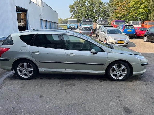 Peugeot 407 SW , 3.0 - V6 , Automatic , Leather , Navi , Export - Automóvel: foto 5 Peugeot 407 SW , 3.0 - V6 , Automatic , Leather , Navi , Export - Automóvel: foto 5