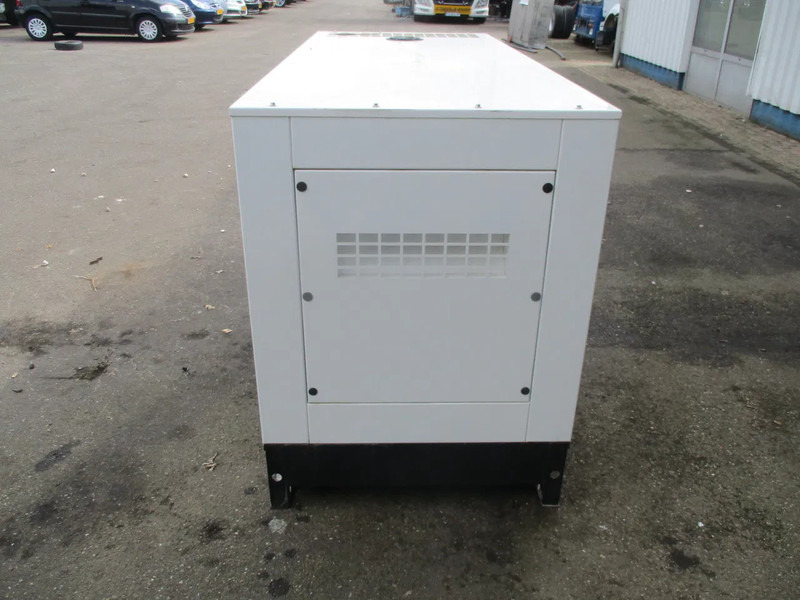 Gerador elétrico novo Plus Power GF2-30 , 30 KV , New Diesel generator ,3 Phase , 2 pieces in stock: foto 8