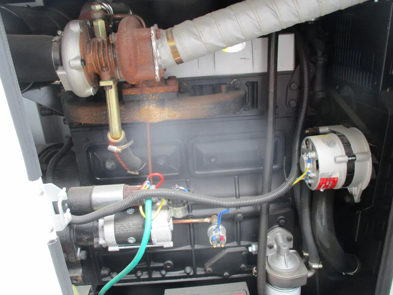 Gerador elétrico novo Plus Power GF2-30 , 30 KV , New Diesel generator ,3 Phase , 2 pieces in stock: foto 12