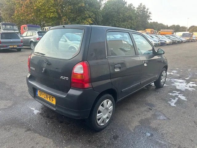 Suzuki Alto 1.0 - 16V , 5 drs. , Handel / export - Automóvel: foto 3 Suzuki Alto 1.0 - 16V , 5 drs. , Handel / export - Automóvel: foto 3