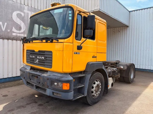 MAN 19.364 F2000 ,6 Cylinder , Belgium Truck , ZF Manual , Euro 2 - Tractor: foto 1 MAN 19.364 F2000 ,6 Cylinder , Belgium Truck , ZF Manual , Euro 2 - Tractor: foto 1