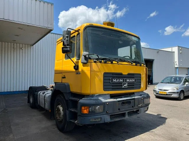MAN 19.364 F2000 , Belgium Truck , ZF Manual , Euro 2 - Tractor: foto 4 MAN 19.364 F2000 , Belgium Truck , ZF Manual , Euro 2 - Tractor: foto 4