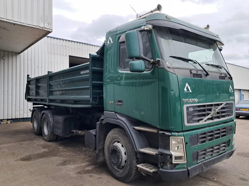 Volvo FH 12 - 460 , 6x2 , 3 Way Tipper, Spring Suspension , Manual Gearbox, Airco - Camião basculante: foto 4 Volvo FH 12 - 460 , 6x2 , 3 Way Tipper, Spring Suspension , Manual Gearbox, Airco - Camião basculante: foto 4