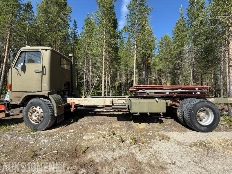 1900 Volvo F88 lastebil uten påbygg - Camião chassi: foto 3 1900 Volvo F88 lastebil uten påbygg - Camião chassi: foto 3