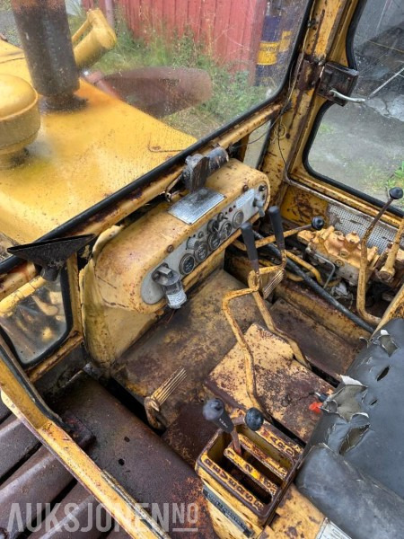 1970 CAT D4 Dozer - Equipamento de construção: foto 4 1970 CAT D4 Dozer - Equipamento de construção: foto 4