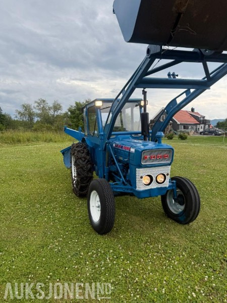1972 Ford 3000 MVA FRI TRAKTOR MED FRONTLATER SKUFFE FRES - Trator: foto 5 1972 Ford 3000 MVA FRI TRAKTOR MED FRONTLATER SKUFFE FRES - Trator: foto 5
