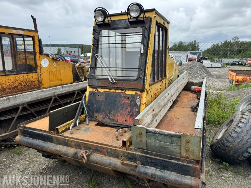 1974 Bombardier MM74 Muskeg med vinsj og lunnebom - Equipamento de construção: foto 2 1974 Bombardier MM74 Muskeg med vinsj og lunnebom - Equipamento de construção: foto 2