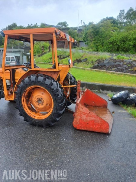 1974 Fiat 350 traktor med brøyteskjær - Trator: foto 5 1974 Fiat 350 traktor med brøyteskjær - Trator: foto 5