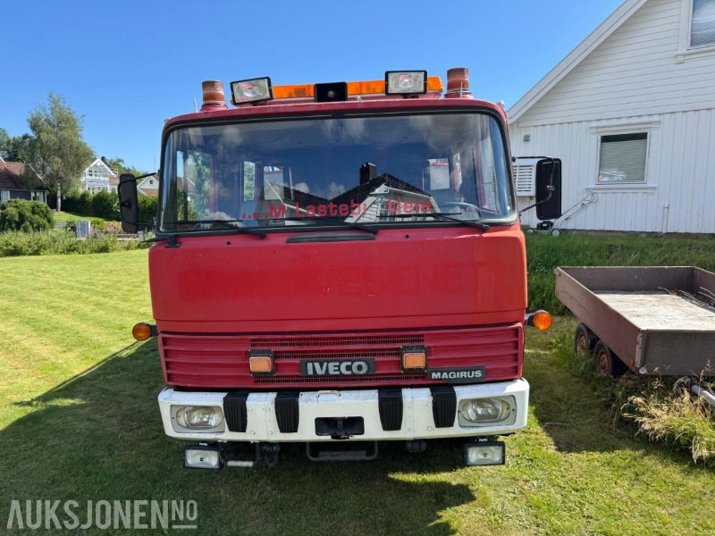 1978 Magirus Deutz 192D11 med Sirene, blålys, vannpumpe - Carro de bombeiro: foto 2 1978 Magirus Deutz 192D11 med Sirene, blålys, vannpumpe - Carro de bombeiro: foto 2