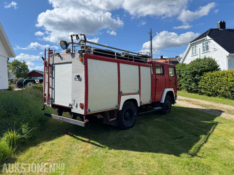 1978 Magirus Deutz 192D11 med Sirene, blålys, vannpumpe - Carro de bombeiro: foto 4 1978 Magirus Deutz 192D11 med Sirene, blålys, vannpumpe - Carro de bombeiro: foto 4