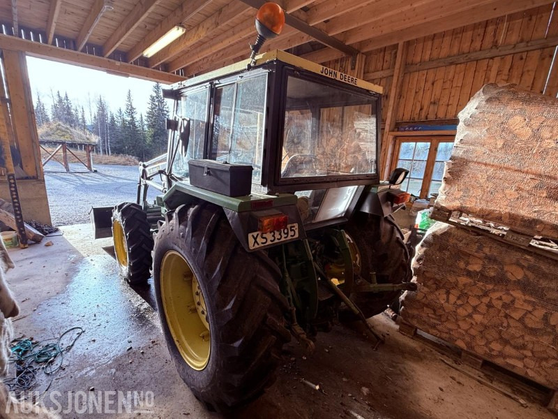 1984 John Deere 1140 4576 timer m/ Pallegafler, Grusskuffe, Snøskuffe, Kjetting - Trator: foto 4 1984 John Deere 1140 4576 timer m/ Pallegafler, Grusskuffe, Snøskuffe, Kjetting - Trator: foto 4