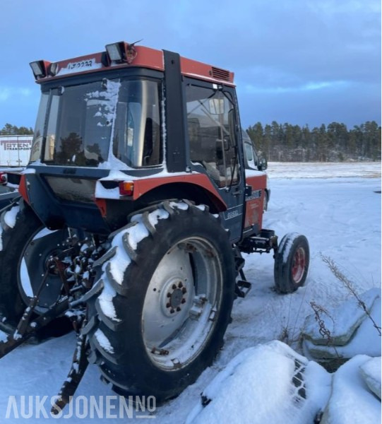 1985 CASE IH 685 - Trator: foto 4 1985 CASE IH 685 - Trator: foto 4