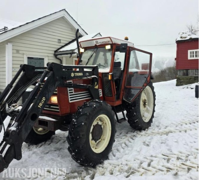 1986 Fiat 80-90 MVA FRI TRAKTOR MED FRONSKUFFE OG TRIMA FRONTLASTER - Trator: foto 1 1986 Fiat 80-90 MVA FRI TRAKTOR MED FRONSKUFFE OG TRIMA FRONTLASTER - Trator: foto 1