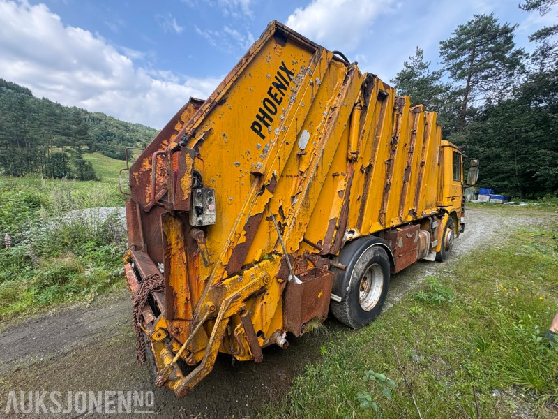 1993 Scania P3MV4X2L25038A renovasjonsbil / komprimator - Caminhão de lixo: foto 3 1993 Scania P3MV4X2L25038A renovasjonsbil / komprimator - Caminhão de lixo: foto 3