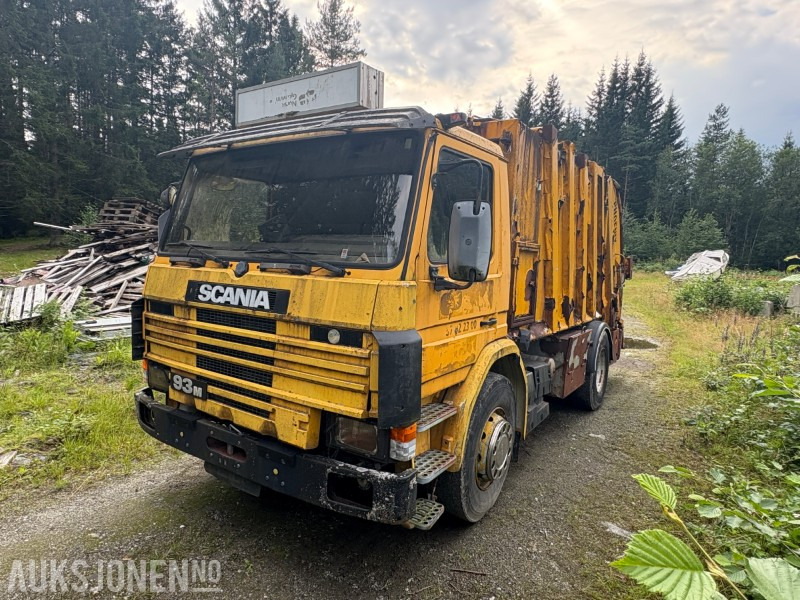 1993 Scania P3MV4X2L25038A renovasjonsbil / komprimator - Caminhão de lixo: foto 1 1993 Scania P3MV4X2L25038A renovasjonsbil / komprimator - Caminhão de lixo: foto 1
