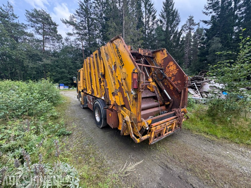 1993 Scania P3MV4X2L25038A renovasjonsbil / komprimator - Caminhão de lixo: foto 4 1993 Scania P3MV4X2L25038A renovasjonsbil / komprimator - Caminhão de lixo: foto 4