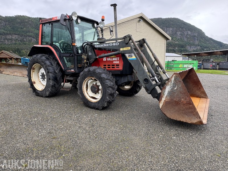 1993 Valtra 6100 Turbo m/ Quicke 640 laster og etterhengende brøyteskjær - Trator: foto 2 1993 Valtra 6100 Turbo m/ Quicke 640 laster og etterhengende brøyteskjær - Trator: foto 2