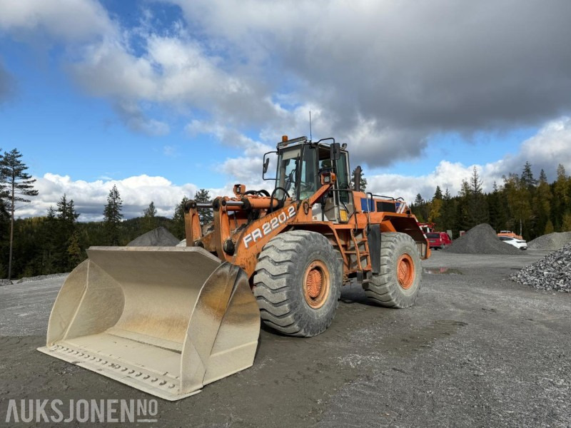 1995 Fiat-Hitachi FR 220.2 - Pá carregadora de rodas: foto 1 1995 Fiat-Hitachi FR 220.2 - Pá carregadora de rodas: foto 1