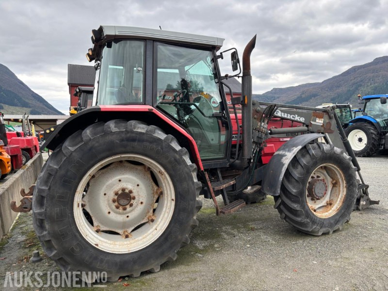 1996 Massey Ferguson 6180. Quicke Q950 Frontlaster - Trator: foto 5 1996 Massey Ferguson 6180. Quicke Q950 Frontlaster - Trator: foto 5