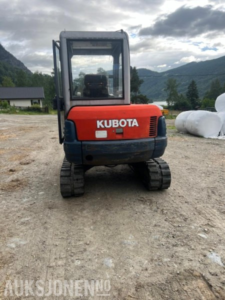 1997 Kubota KX 121-2 gravemaskin med 2 skuffer og klype - Escavadeira: foto 4 1997 Kubota KX 121-2 gravemaskin med 2 skuffer og klype - Escavadeira: foto 4