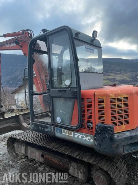 1997 PEL-JOB EB706 gravemaskin graveskuffe smalskuffe pusseskuffe - Escavadeira: foto 5 1997 PEL-JOB EB706 gravemaskin graveskuffe smalskuffe pusseskuffe - Escavadeira: foto 5