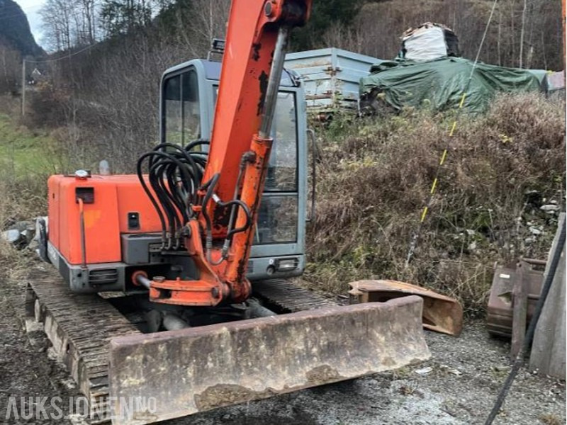 1997 PEL-JOB EB706 gravemaskin graveskuffe smalskuffe pusseskuffe - Escavadeira: foto 1 1997 PEL-JOB EB706 gravemaskin graveskuffe smalskuffe pusseskuffe - Escavadeira: foto 1