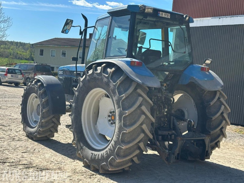 1998 New Holland 8340 SLE - Traktor - Trator: foto 3 1998 New Holland 8340 SLE - Traktor - Trator: foto 3