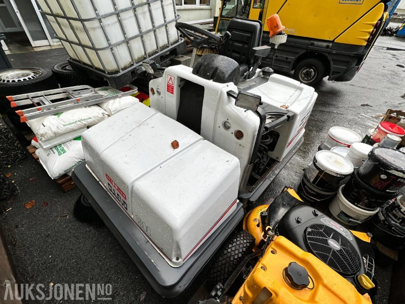 2000 Dulevo 1300 DL Kostemaskin – Reparasjonsobjekt - Equipamento de construção: foto 1 2000 Dulevo 1300 DL Kostemaskin – Reparasjonsobjekt - Equipamento de construção: foto 1