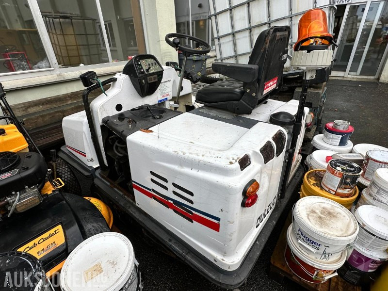 2000 Dulevo 1300 DL Kostemaskin – Reparasjonsobjekt - Equipamento de construção: foto 3 2000 Dulevo 1300 DL Kostemaskin – Reparasjonsobjekt - Equipamento de construção: foto 3