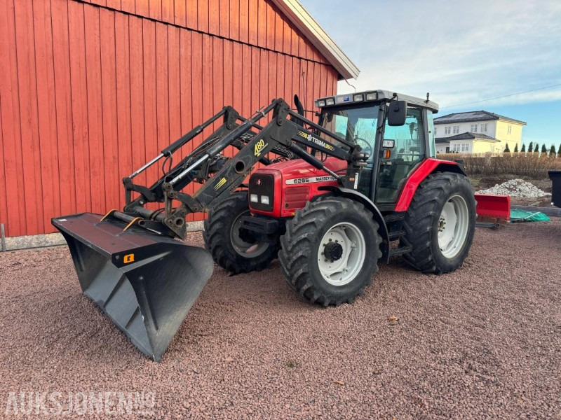 2000 Massey Ferguson 6265 Traktor med Frotlaster og skjær - Trator: foto 1 2000 Massey Ferguson 6265 Traktor med Frotlaster og skjær - Trator: foto 1