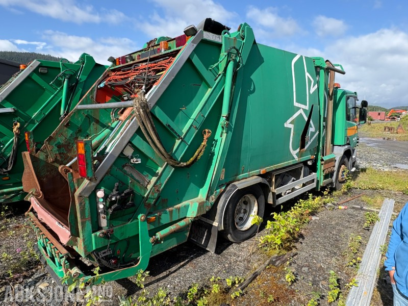 2000 Scania P114 komprimatorbil - renovasjonsbil - bossbil - Caminhão de lixo: foto 3 2000 Scania P114 komprimatorbil - renovasjonsbil - bossbil - Caminhão de lixo: foto 3