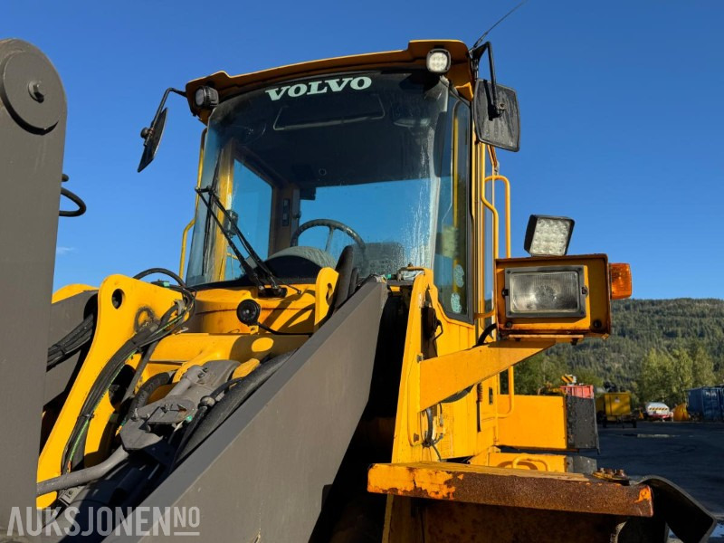 Pá carregadora de rodas 2001 Volvo L90 D hjullaster med skuffe: foto 14