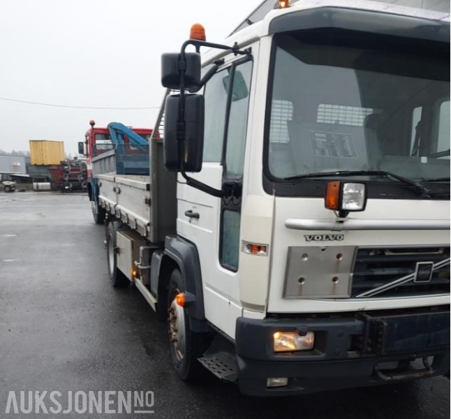 2002 Volvo FL 4x2 Tippbil Retarder, Hydraulikk, Brøyteplate - Camião basculante: foto 4 2002 Volvo FL 4x2 Tippbil Retarder, Hydraulikk, Brøyteplate - Camião basculante: foto 4