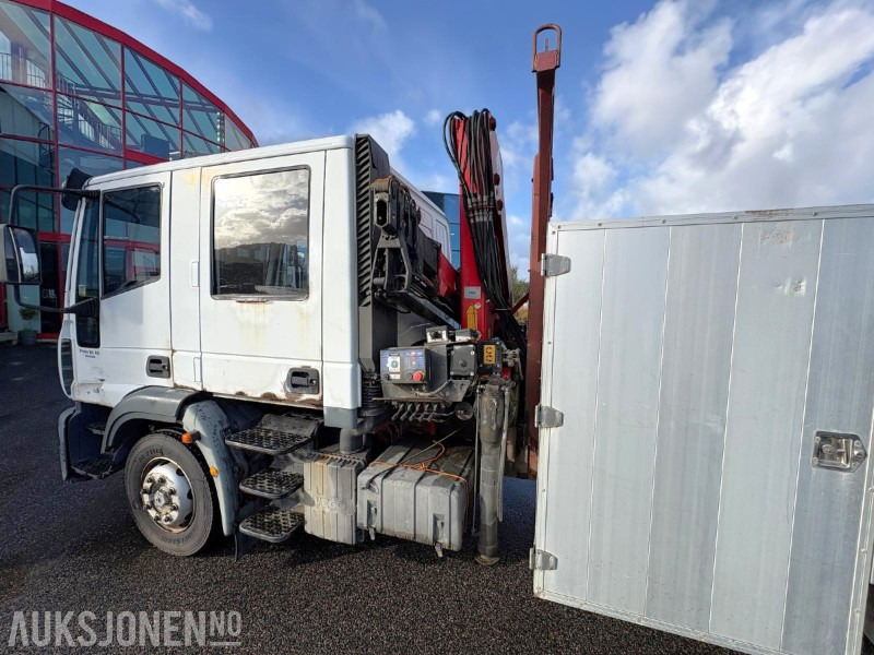 2004 Iveco 120E24 EUROCARGO kranbil - registrert for 5 sitteplasser - Camião grua: foto 5 2004 Iveco 120E24 EUROCARGO kranbil - registrert for 5 sitteplasser - Camião grua: foto 5