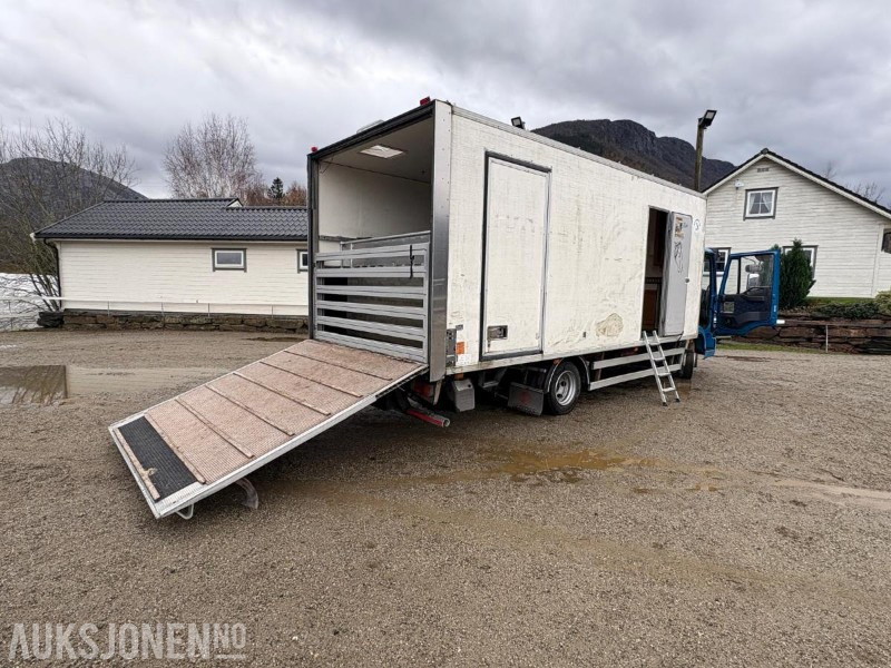 2004 Iveco Eurocargo hestebil - Camião transporte de gado: foto 3 2004 Iveco Eurocargo hestebil - Camião transporte de gado: foto 3
