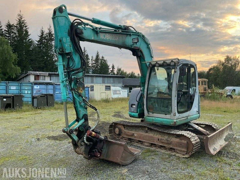 2004 Kobelco SK 70 SR - Escavadeira: foto 4 2004 Kobelco SK 70 SR - Escavadeira: foto 4