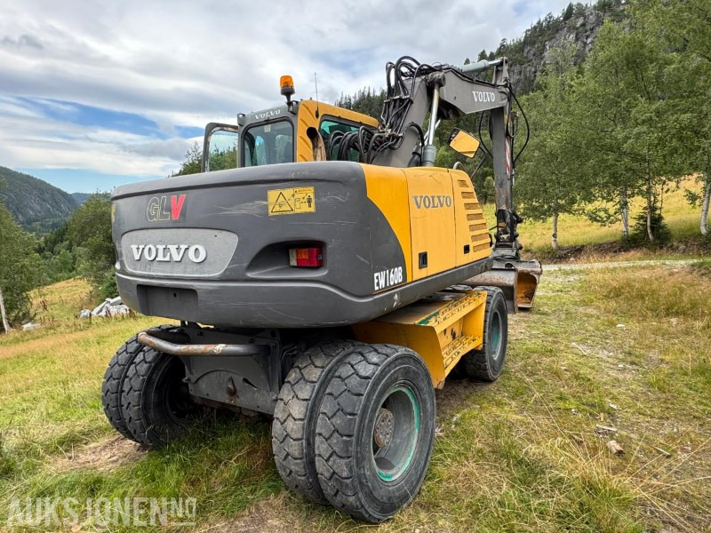 2004 Volvo EW160B hjulgraver med tilt og pusseskuffe - Escavadeira: foto 5 2004 Volvo EW160B hjulgraver med tilt og pusseskuffe - Escavadeira: foto 5