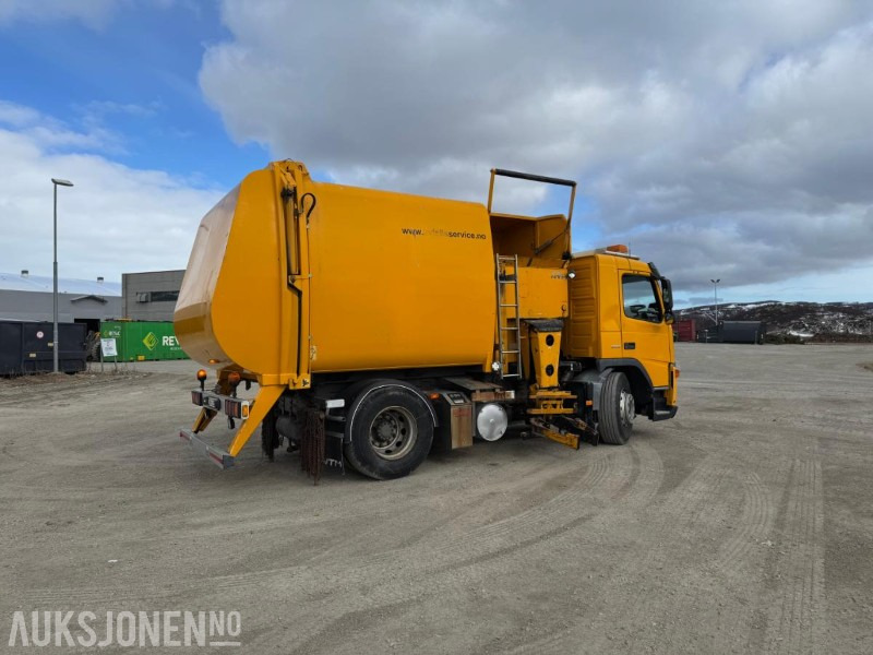 2004 Volvo FM-9 4X2 Komprimator - Sidelaster - 247983KM - Caminhão de lixo: foto 4 2004 Volvo FM-9 4X2 Komprimator - Sidelaster - 247983KM - Caminhão de lixo: foto 4