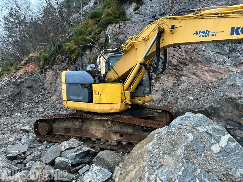 2005 Komatsu PC228USLC-3K gravemaskin // graveskuffe // opplegg til rotortilt - Escavadeira: foto 4 2005 Komatsu PC228USLC-3K gravemaskin // graveskuffe // opplegg til rotortilt - Escavadeira: foto 4