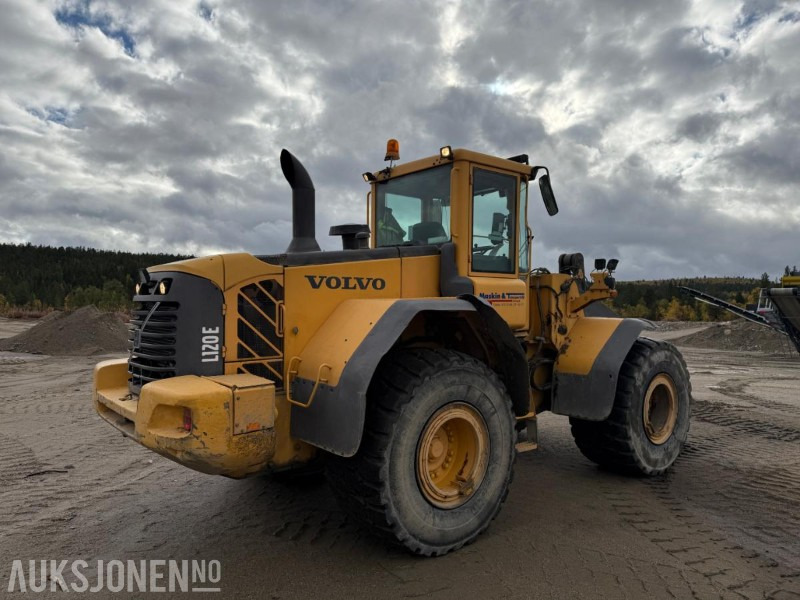 2006 Volvo L120E - Sentralsmøring - 14887 timer - Pá carregadora de rodas: foto 5 2006 Volvo L120E - Sentralsmøring - 14887 timer - Pá carregadora de rodas: foto 5