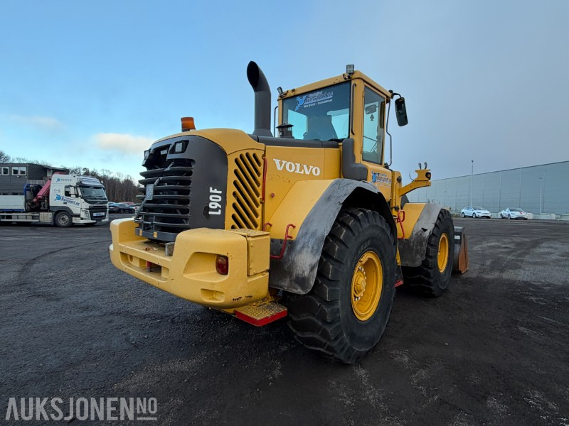2006 Volvo L90E hjullaster - Sentralsmøring - Joystick - Tilleggshydraulikk - Pá carregadora de rodas: foto 5 2006 Volvo L90E hjullaster - Sentralsmøring - Joystick - Tilleggshydraulikk - Pá carregadora de rodas: foto 5