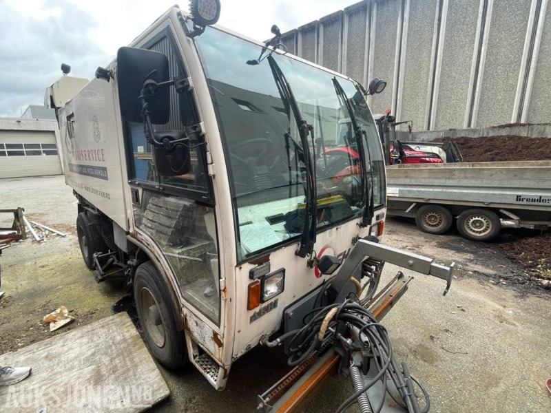 2007 AEBI MFH 5000 FEIE/KOSTEBIL - ROTERENDE FEIEBIL - IVECO MOTOR - KLIMA - 8800 TIMER. - Equipamento de construção: foto 4 2007 AEBI MFH 5000 FEIE/KOSTEBIL - ROTERENDE FEIEBIL - IVECO MOTOR - KLIMA - 8800 TIMER. - Equipamento de construção: foto 4