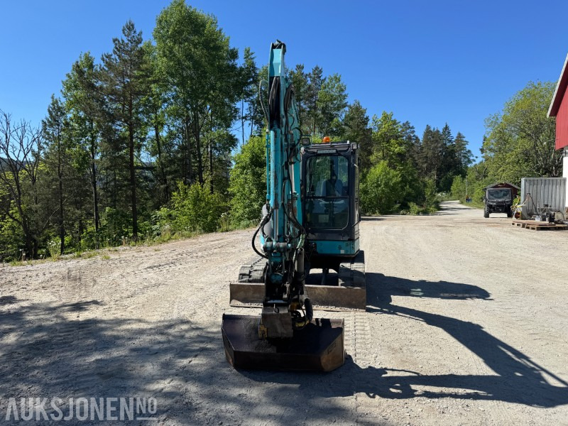 2007 Airman AX50U-4 Gravemaskin - Beltegraver - Engcon tiltrotator - Sentralsmøring - Escavadeira: foto 3 2007 Airman AX50U-4 Gravemaskin - Beltegraver - Engcon tiltrotator - Sentralsmøring - Escavadeira: foto 3
